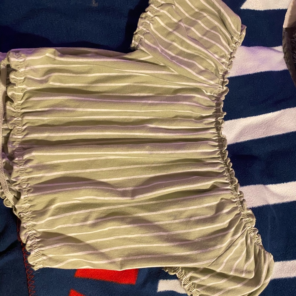 Off the shoulder American eagle shirt